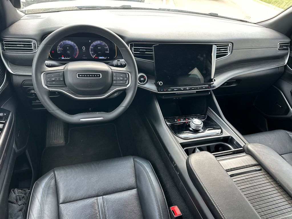 Used 2024 Jeep Wagoneer Series II w/ Flexible Seating Group RWD image 22