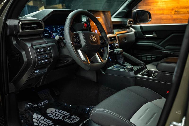 Used 2025 Toyota Tacoma TRD Off-Road w/ TRD Off Road Upgrade Package image 8