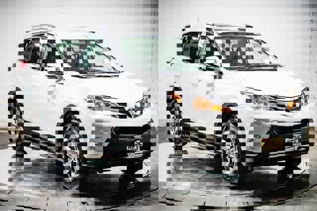Used 2015 Toyota RAV4 XLE image 5