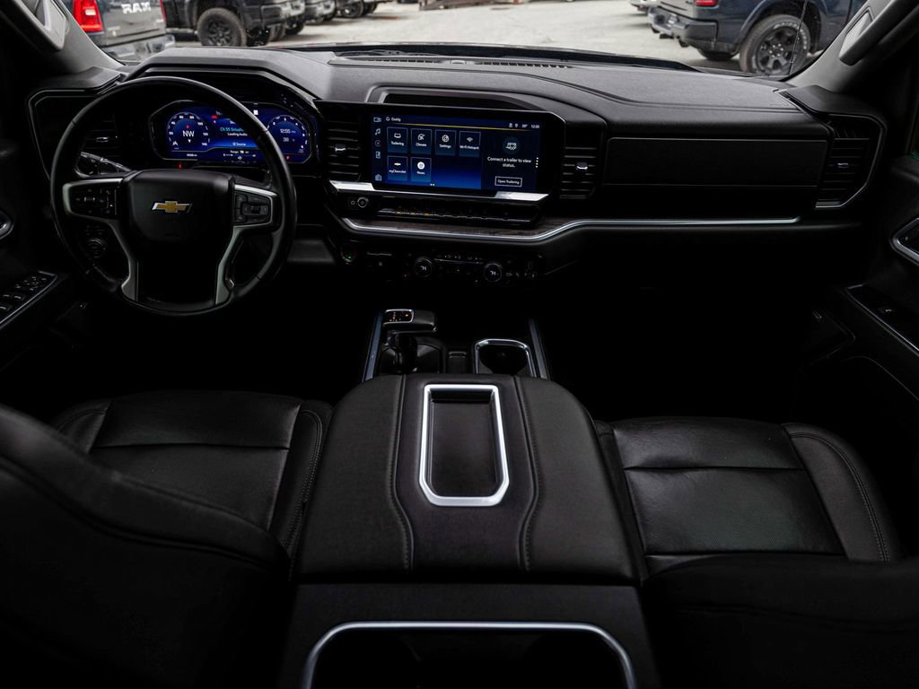 Used 2022 Chevrolet Silverado 1500 LTZ image 31