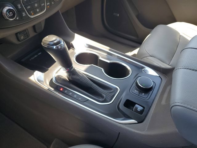 Certified 2020 Chevrolet Traverse Premier w/ LPO, Cargo Package FWD image 29