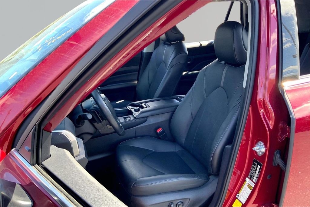 Used 2024 Toyota Grand Highlander Platinum image 15