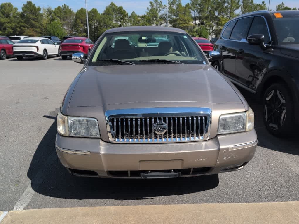 Used 2006 Mercury Grand Marquis LS RWD image 2