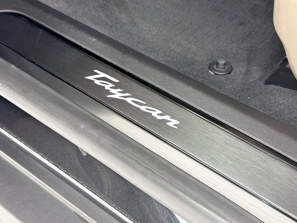 Certified 2024 Porsche Taycan image 13