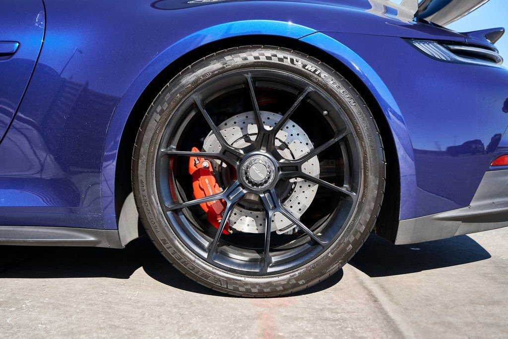 Used 2022 Porsche 911 GT3 image 18