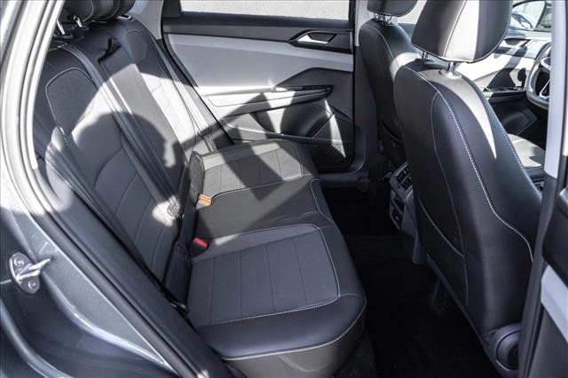 Used 2022 Volkswagen Taos SE image 22