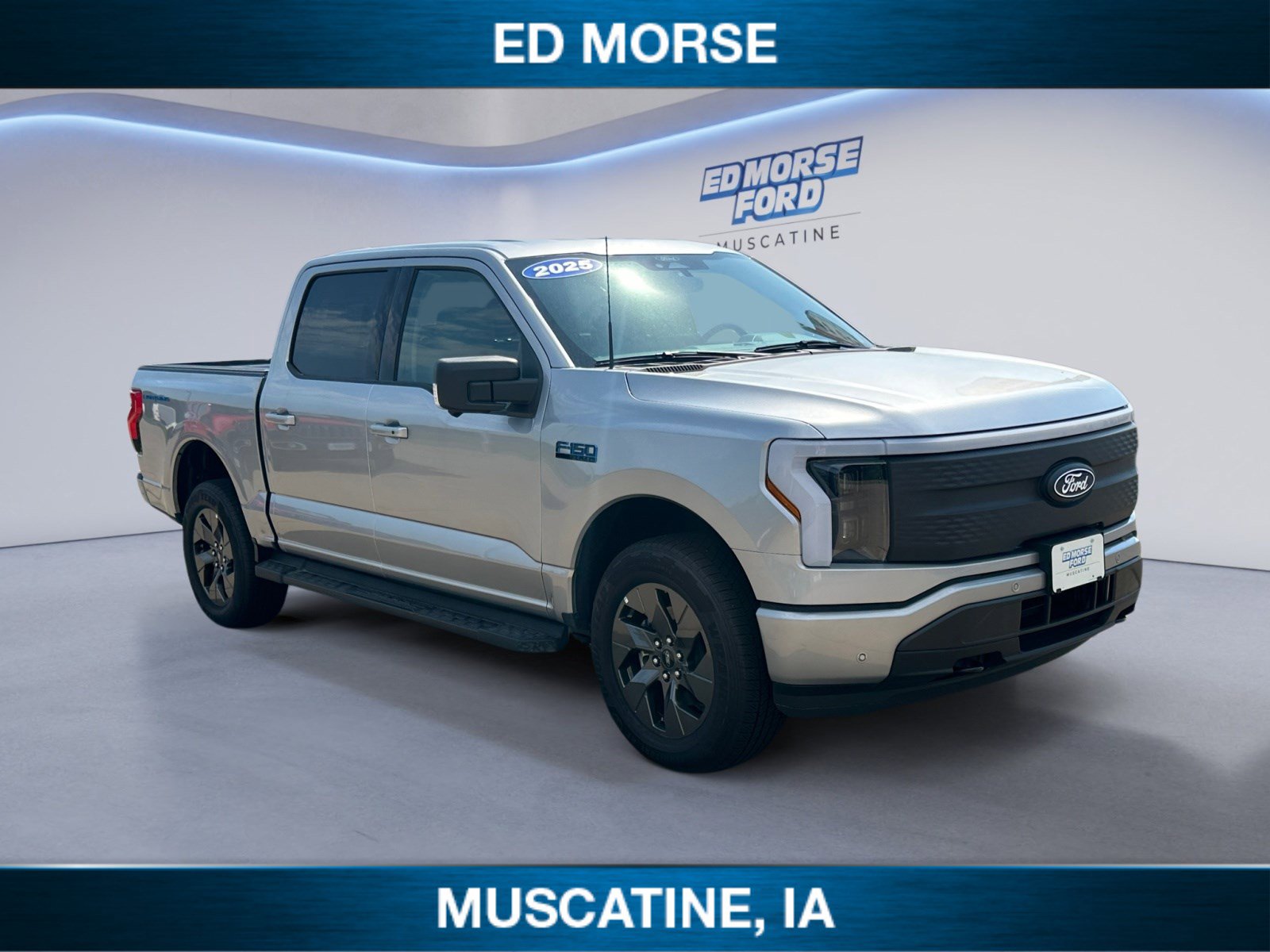 New 2025 Ford F150 Lightning Flash image 7