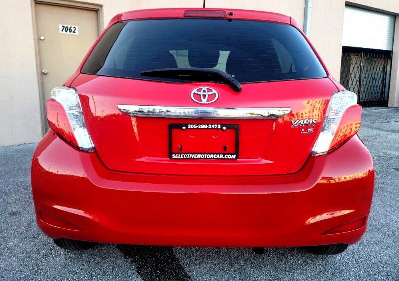 Used 2013 Toyota Yaris LE image 8