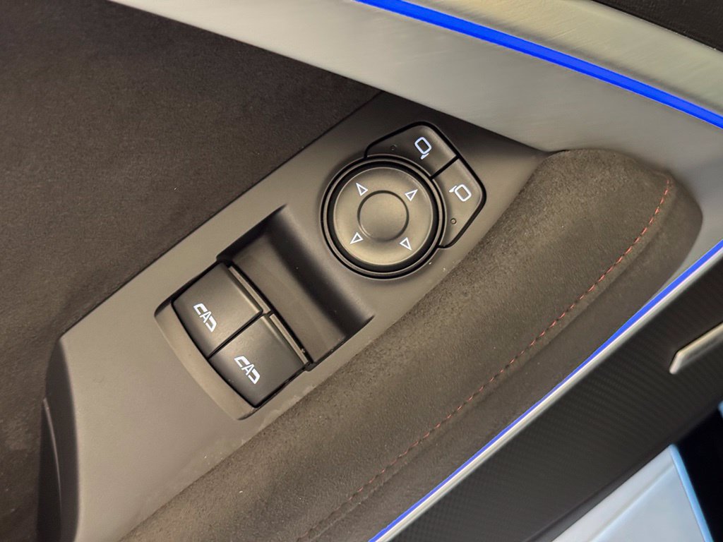Used 2023 Chevrolet Camaro ZL1 RWD image 18