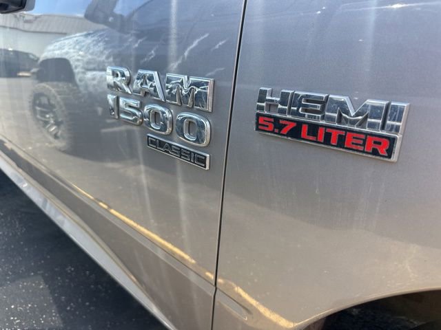 Used 2023 RAM 1500 Classic SLT AWD/4WD image 10