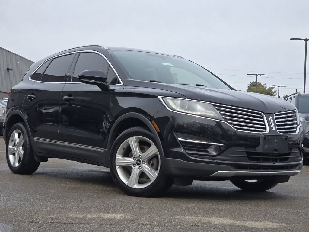 Used 2018 Lincoln MKC Premiere image 1