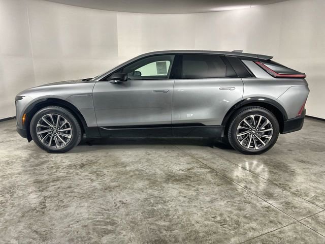 Used 2026 Cadillac Lyriq Sport image 5