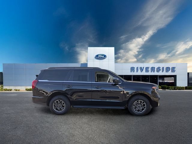 Certified 2025 Ford Expedition Active RWD image 7