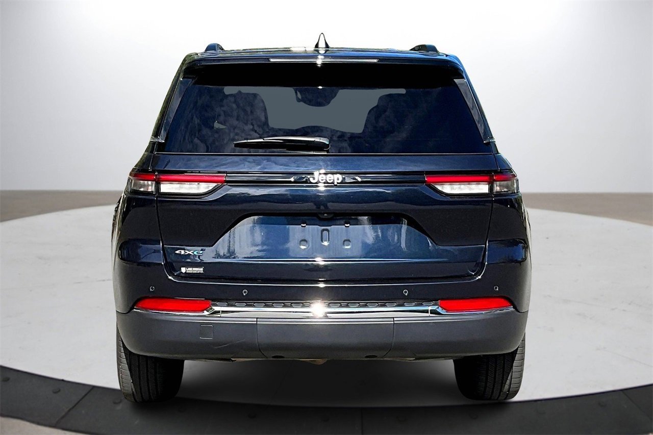 Used 2024 Jeep Grand Cherokee Limited 4xe image 7