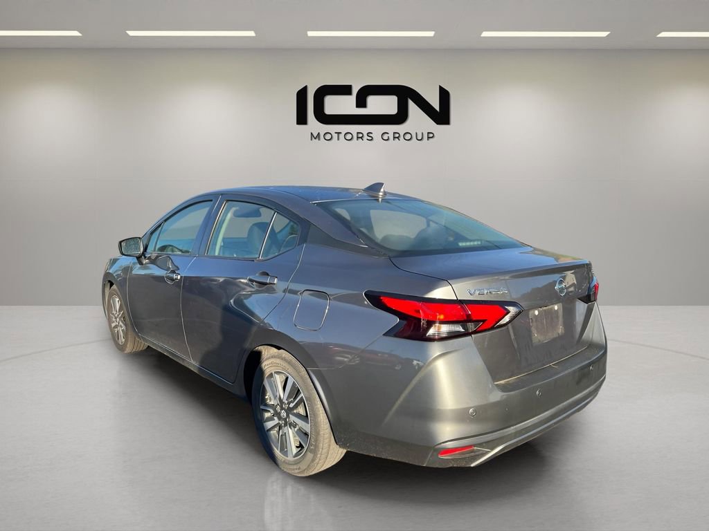 Used 2021 Nissan Versa SV FWD image 23