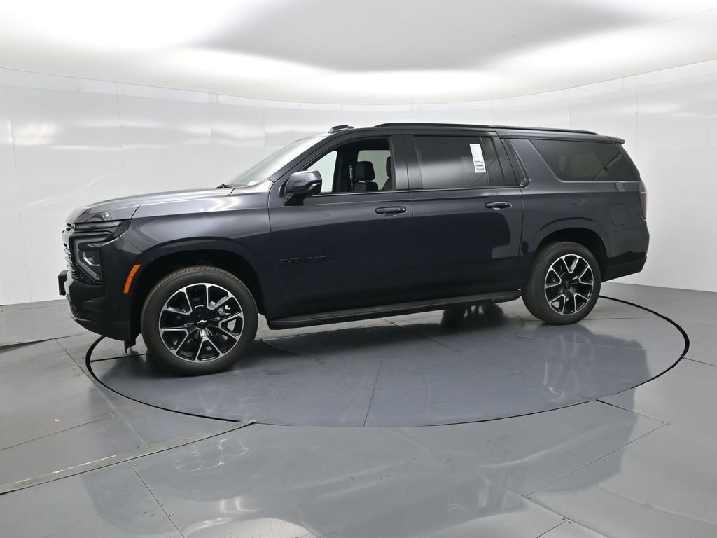 Used 2025 Chevrolet Suburban RST image 22