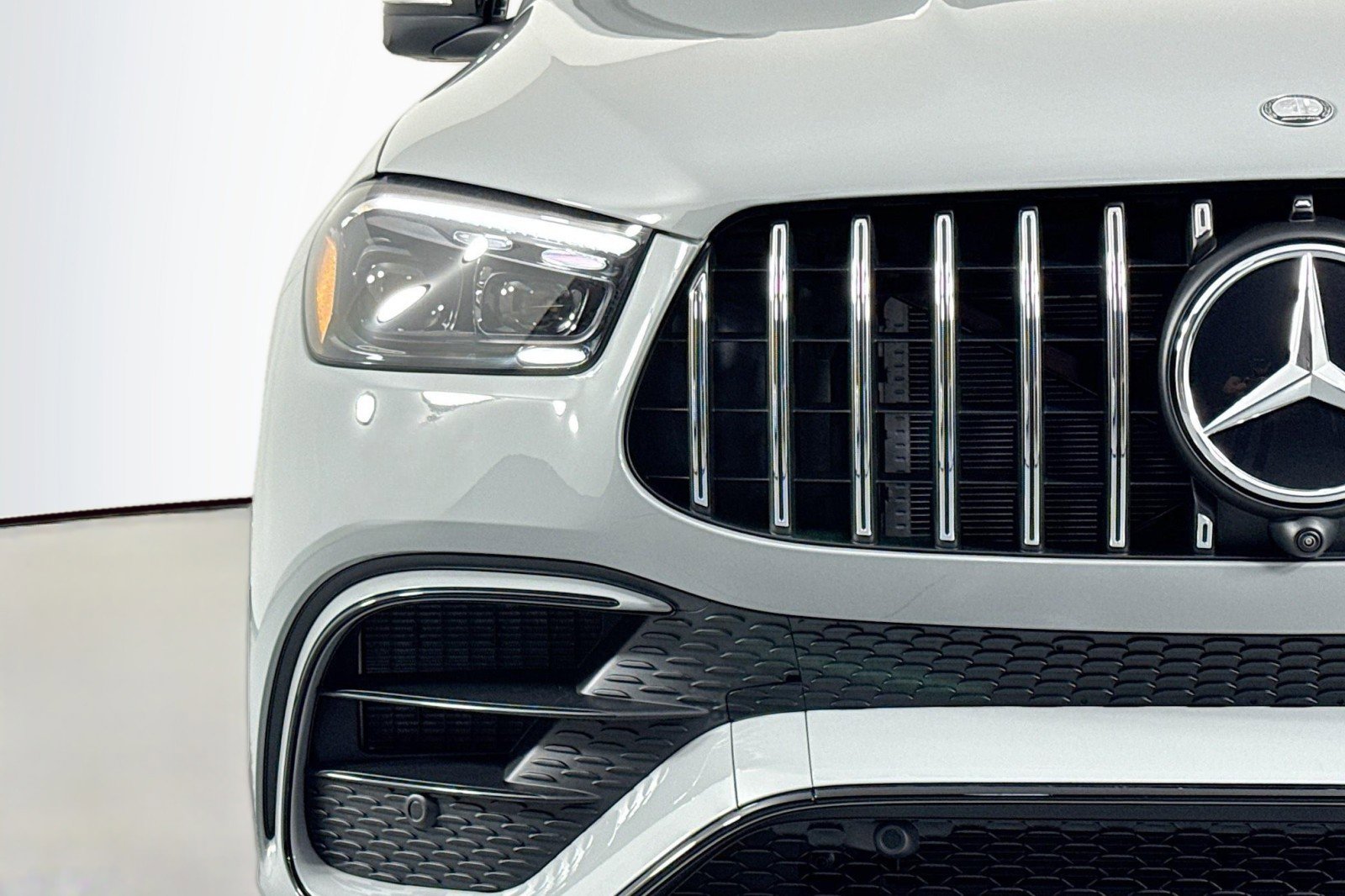 New 2026 Mercedes-Benz GLE 63 AMG S image 13