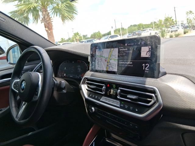 Used 2025 BMW X4 xDrive30i w/ Premium Package AWD/4WD image 12