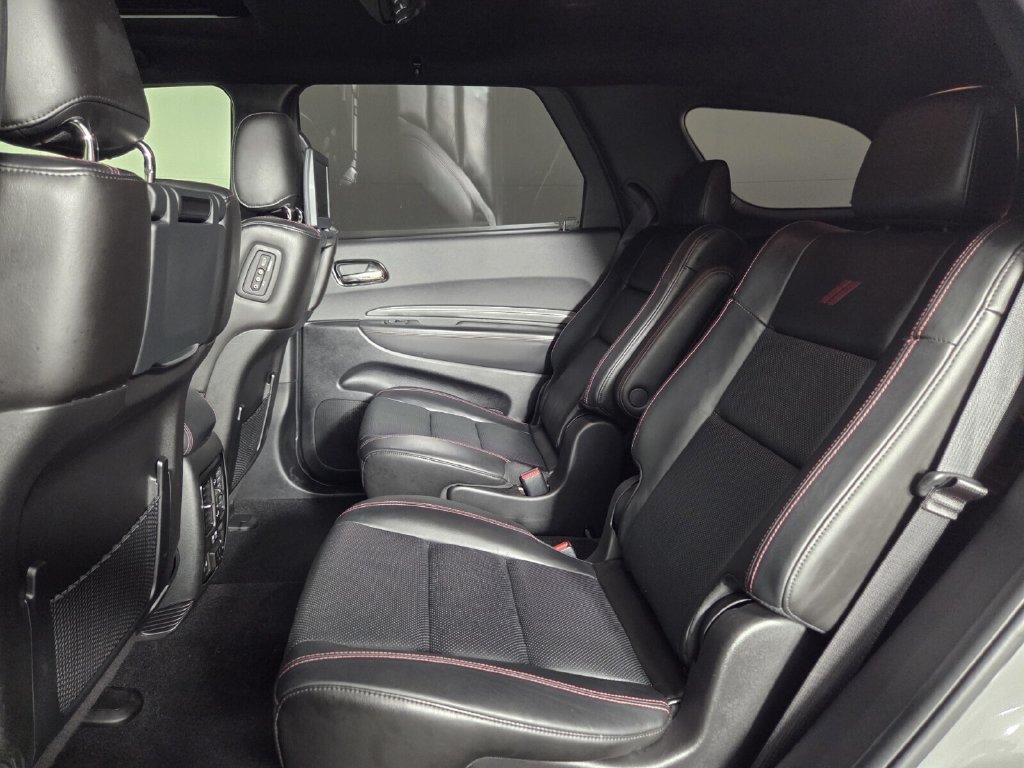 Used 2021 Dodge Durango R/T w/ Blacktop Package RWD image 25