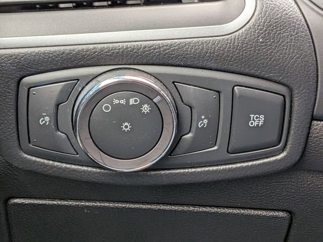 Used 2019 Ford Edge SE FWD image 18