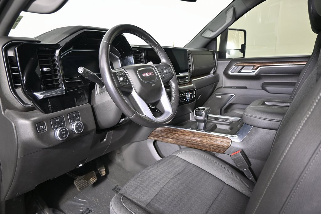 Used 2022 GMC Sierra 1500 Elevation w/ Preferred Package image 22