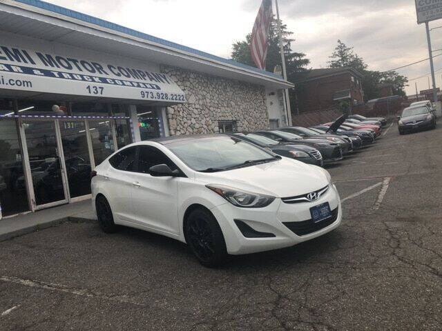 Used 2014 Hyundai Elantra SE FWD image 3