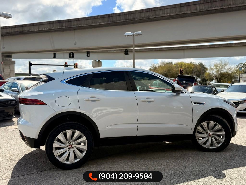 Used 2018 Jaguar E-PACE S image 9