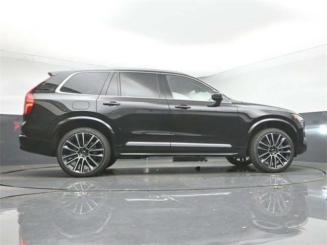 New 2026 Volvo XC90 B6 Plus w/ Protection Package Premier image 45