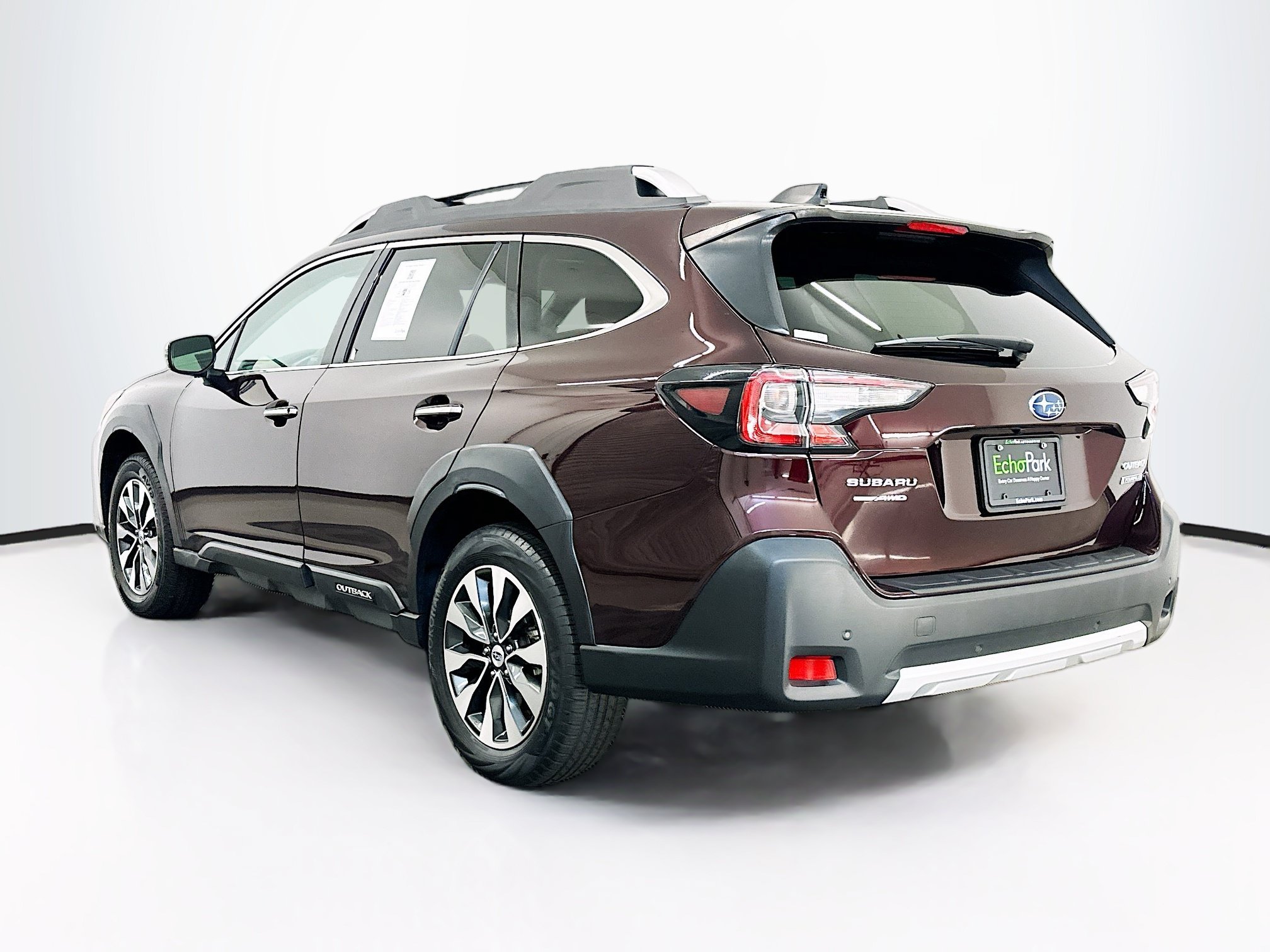 Used 2024 Subaru Outback Touring XT AWD/4WD image 5