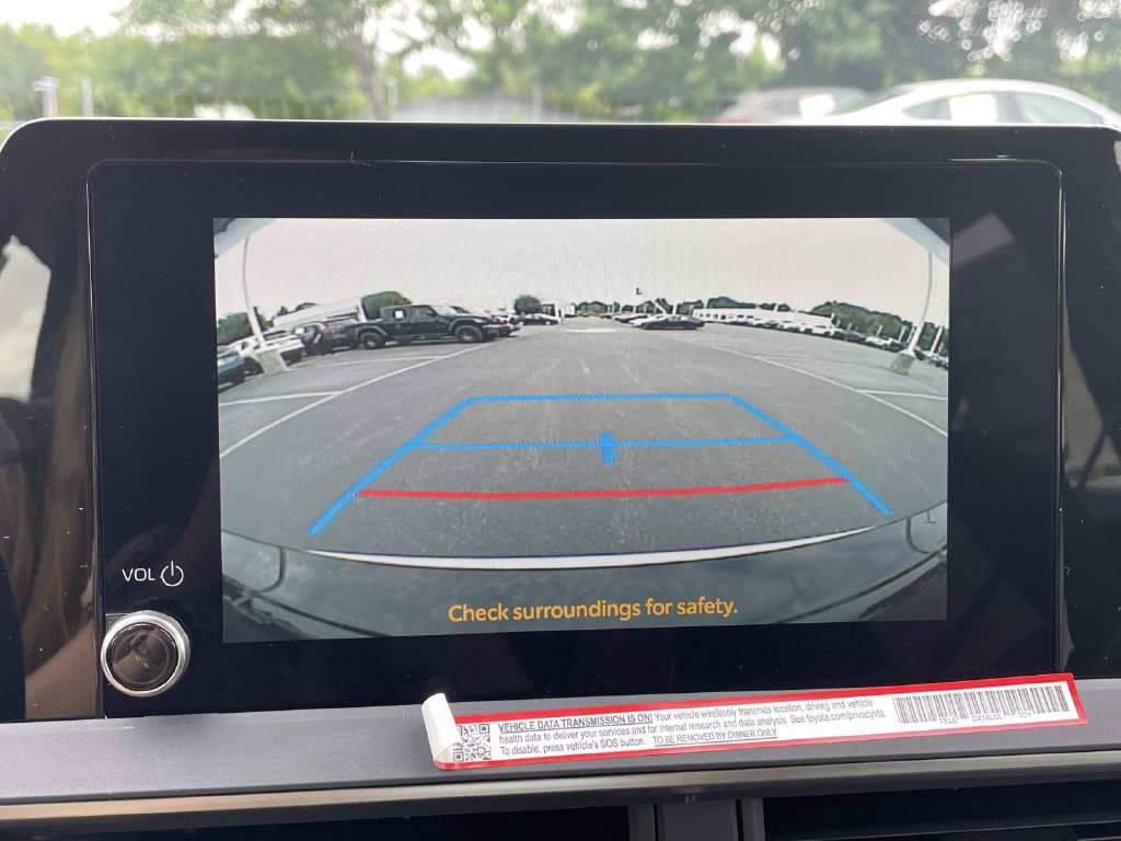 New 2026 Toyota Prius Plug-In Hybrid FWD image 36