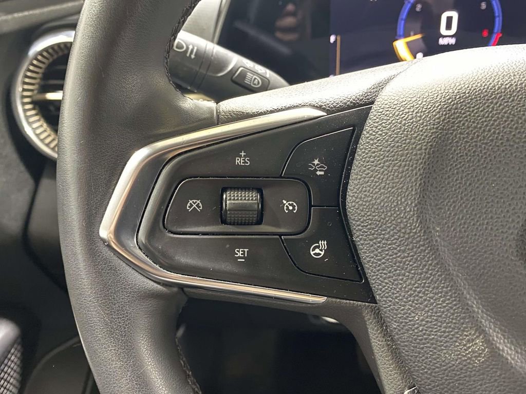 Used 2024 Chevrolet Trax ACTIV w/ Driver Confidence Package image 21