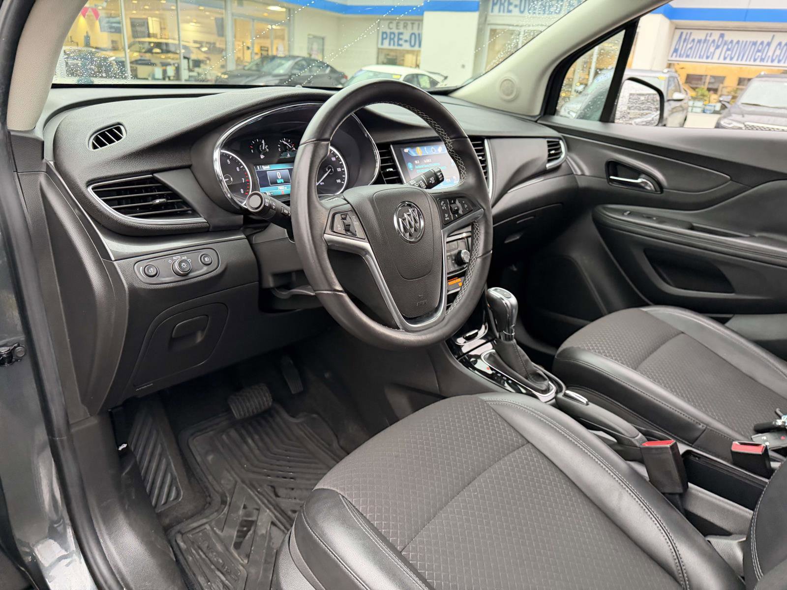 Used 2018 Buick Encore Preferred w/ Experience Buick Package image 11