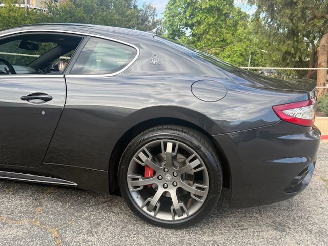 Used 2018 Maserati GranTurismo Sport RWD image 27