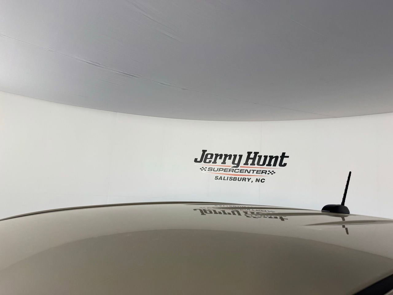 Used 2024 Chevrolet Colorado W/T image 5