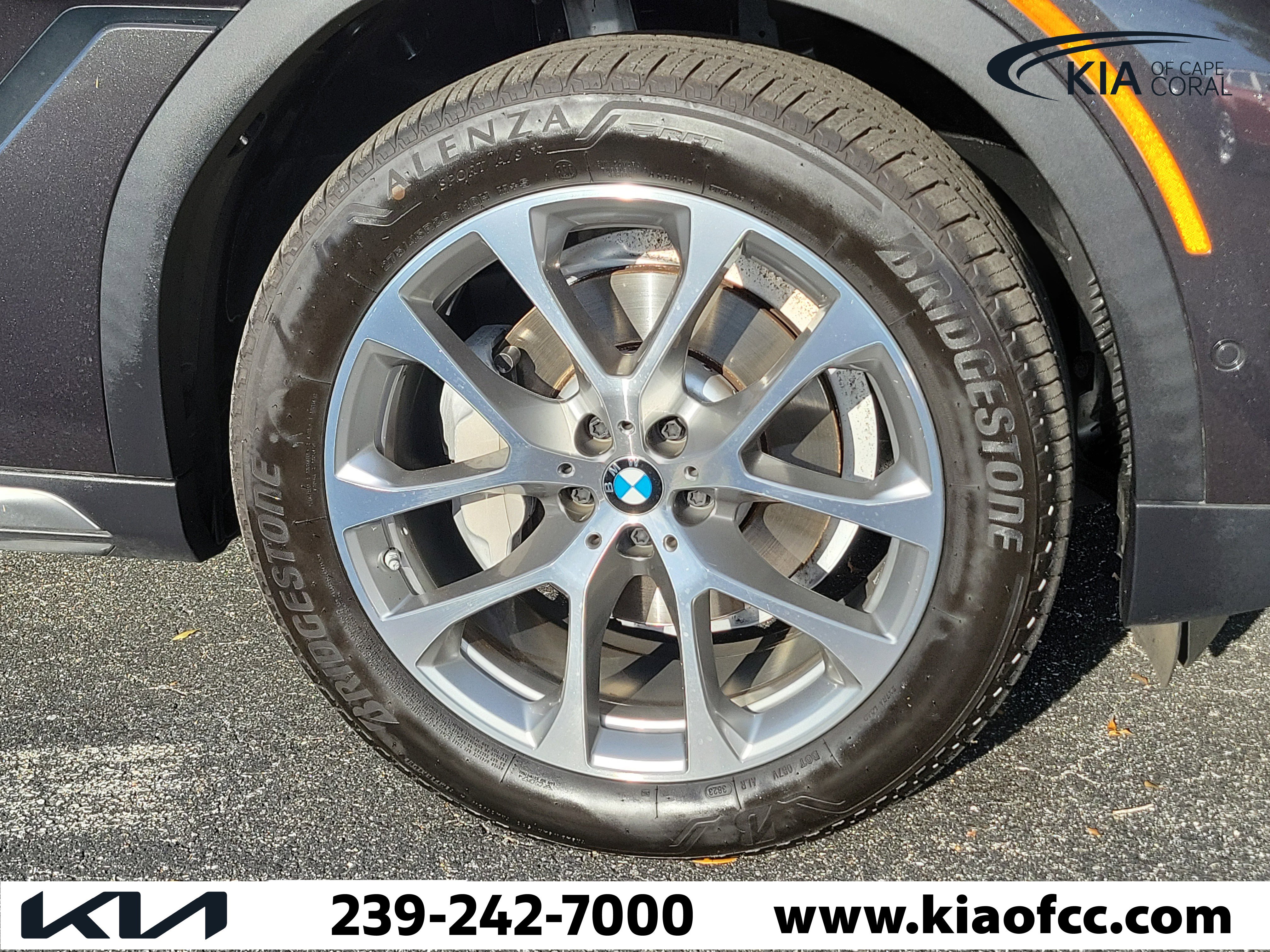 Used 2021 BMW X6 xDrive40i w/ Premium Package image 5