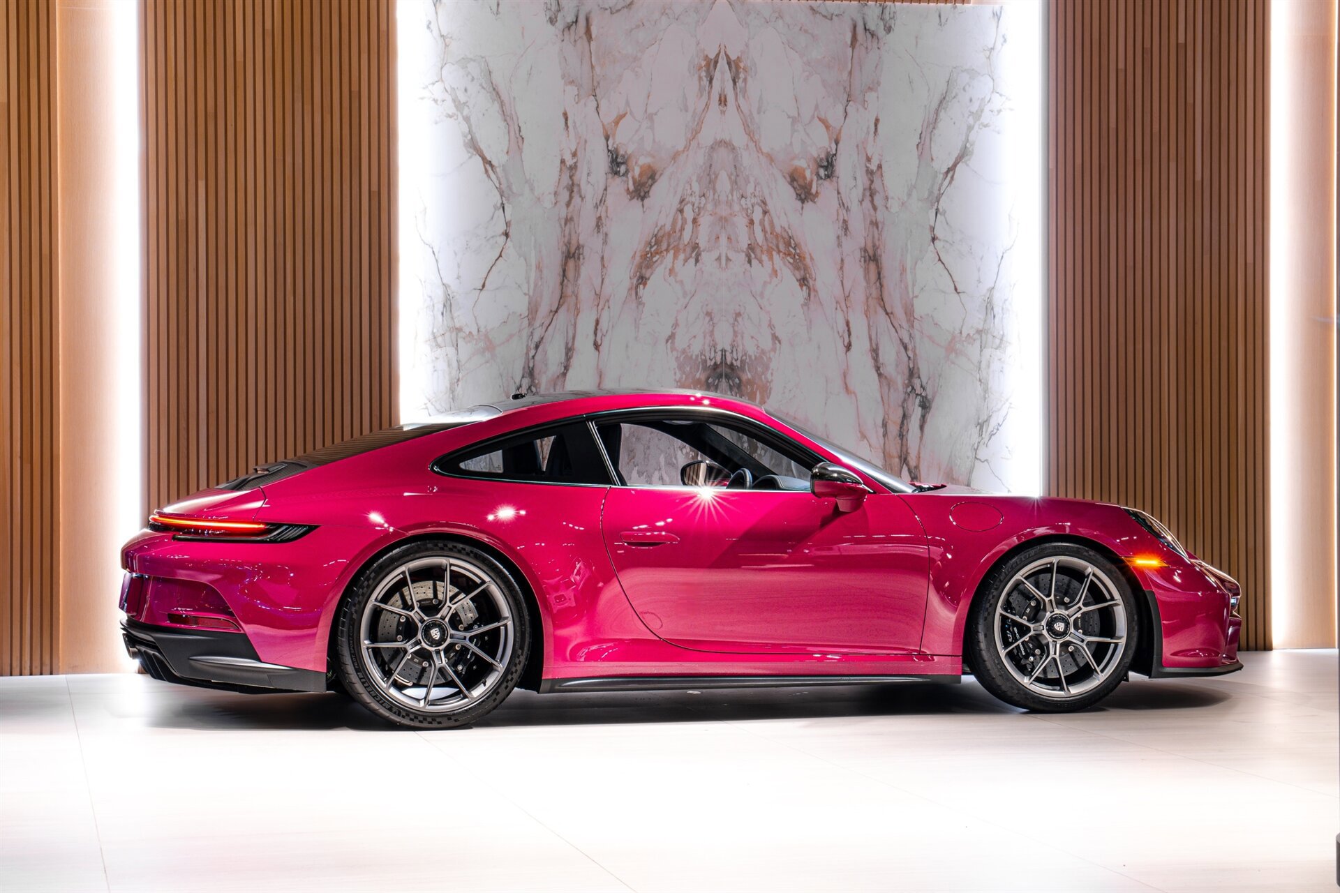 Used 2022 Porsche 911 GT3 RWD image 4
