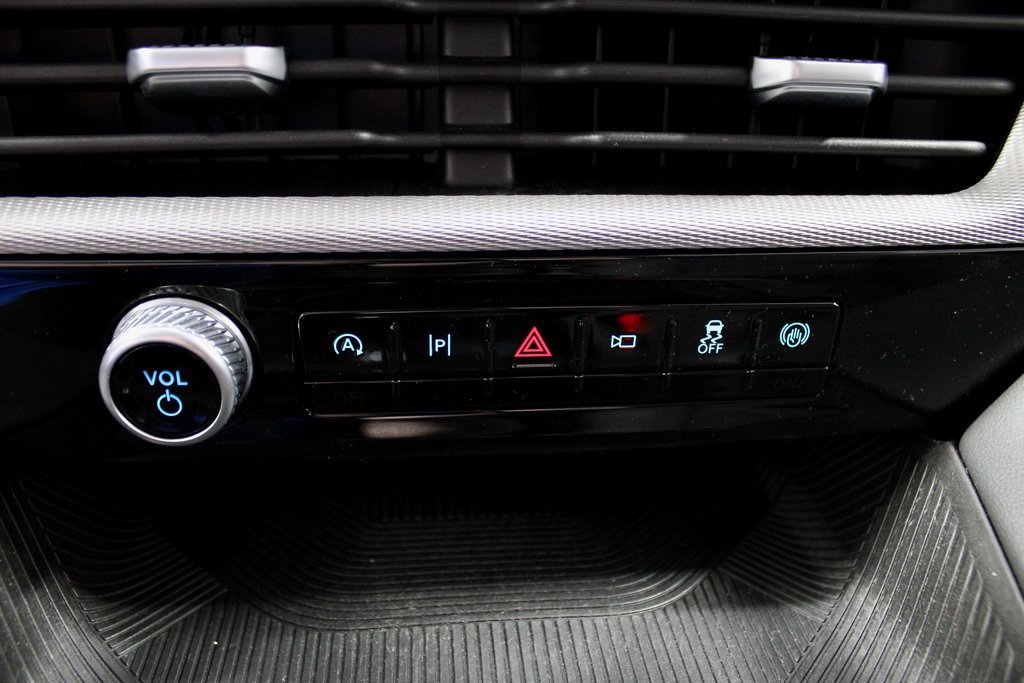 Certified 2025 Ford Explorer Active image 35