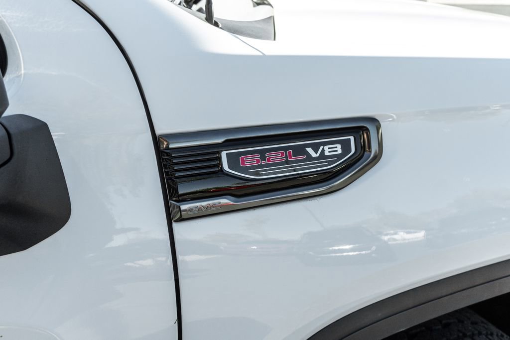Used 2021 GMC Sierra 1500 AT4 AWD/4WD image 4
