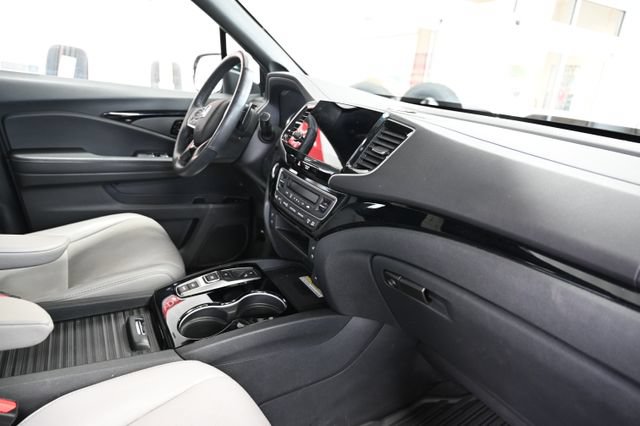 Used 2022 Honda Passport Elite image 14
