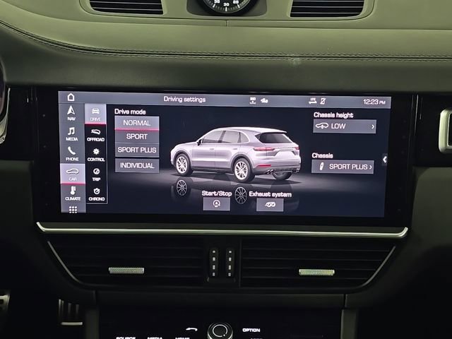 Certified 2021 Porsche Cayenne GTS AWD/4WD image 21