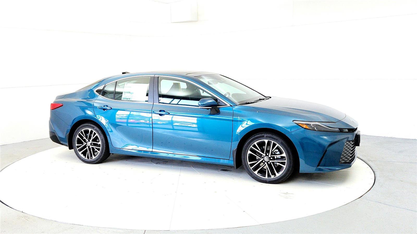 New 2026 Toyota Camry XLE AWD/4WD image 7