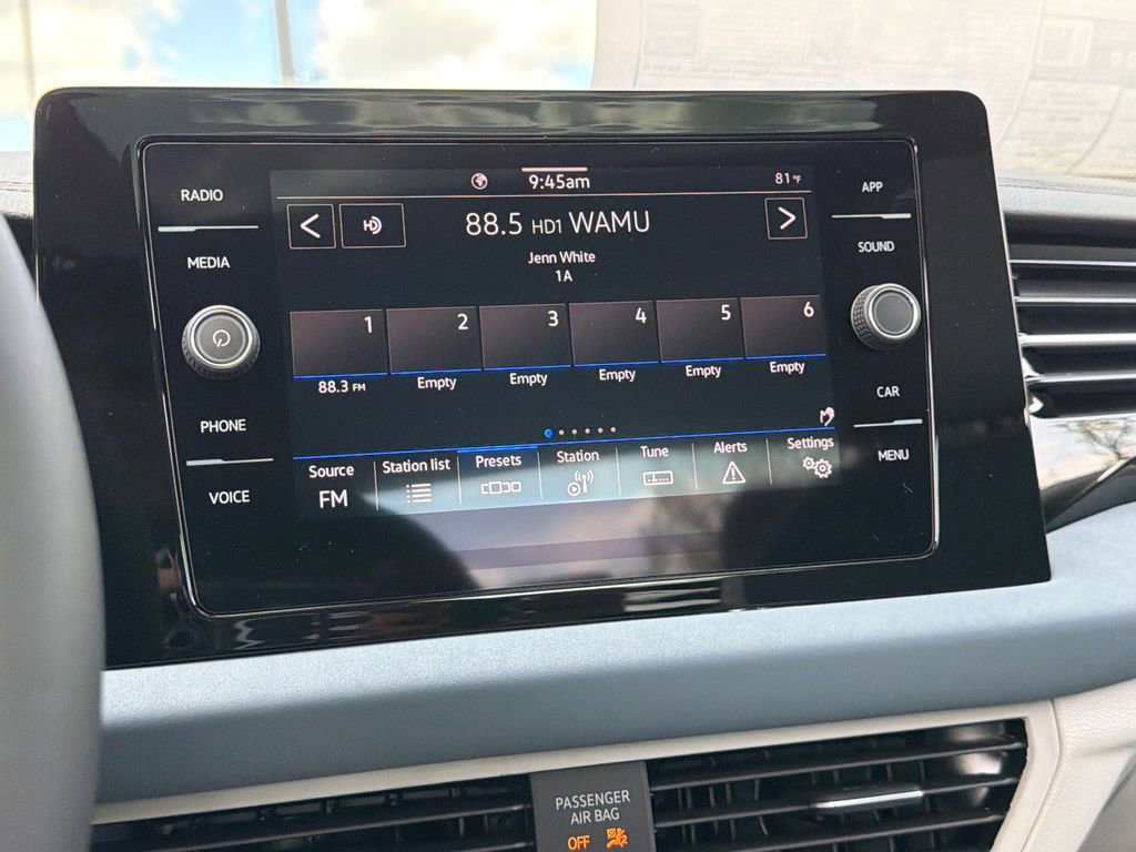New 2026 Volkswagen Jetta SE FWD image 20
