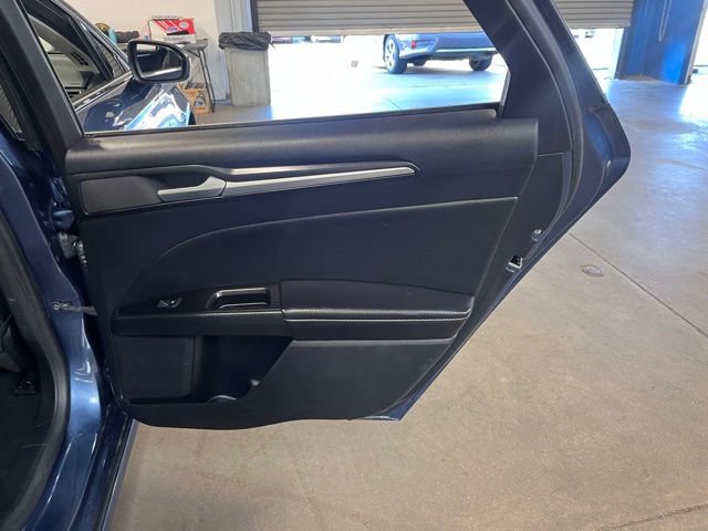 Used 2019 Ford Fusion Energi Titanium FWD image 15