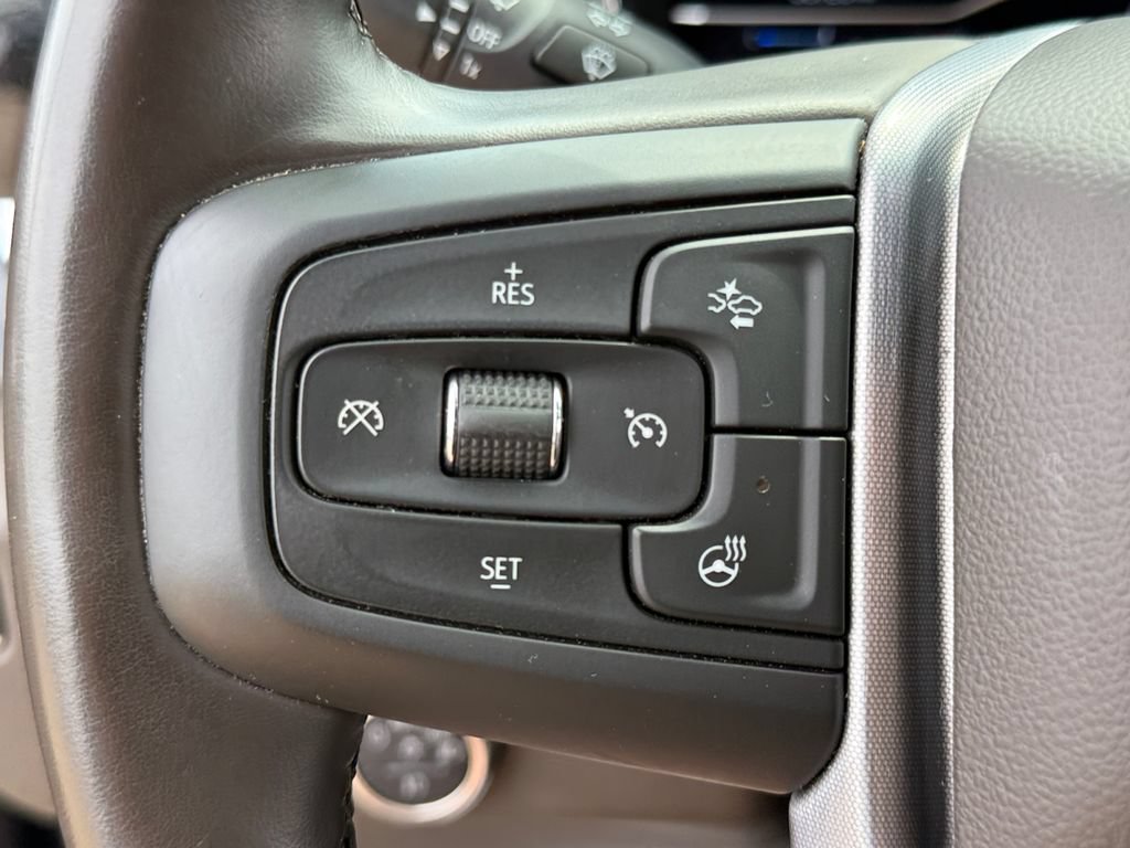 Used 2025 GMC Sierra 1500 SLT AWD/4WD image 16