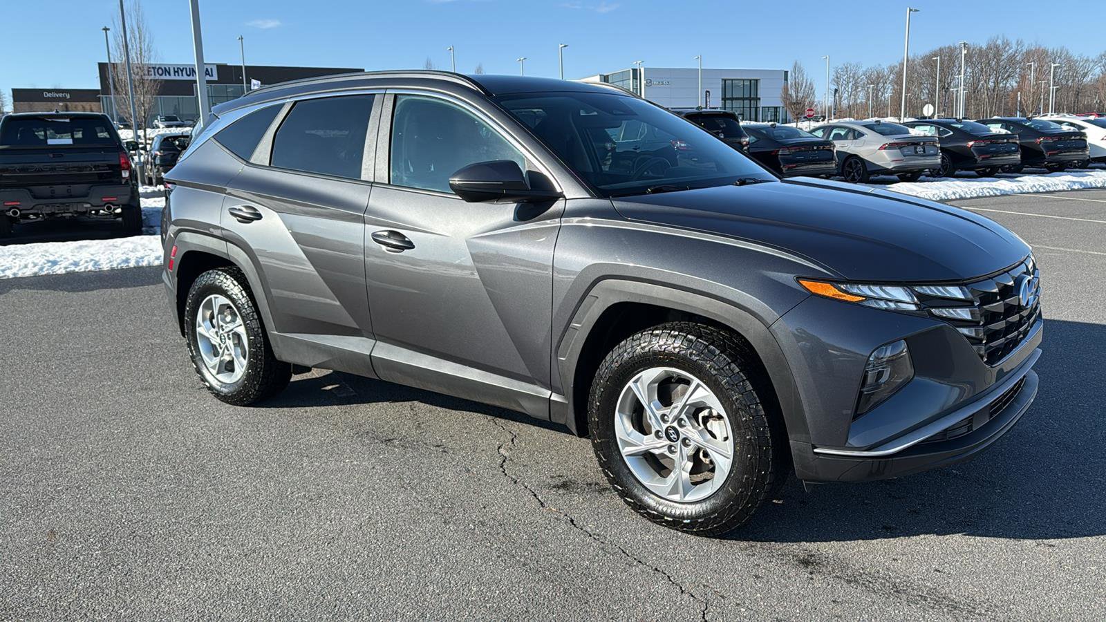 Used 2023 Hyundai Tucson SEL image 2