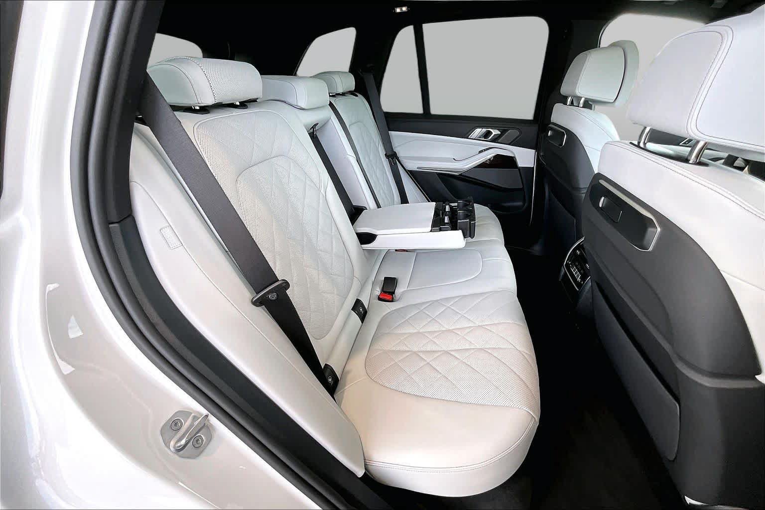 Used 2026 BMW X5 sDrive40i RWD image 21