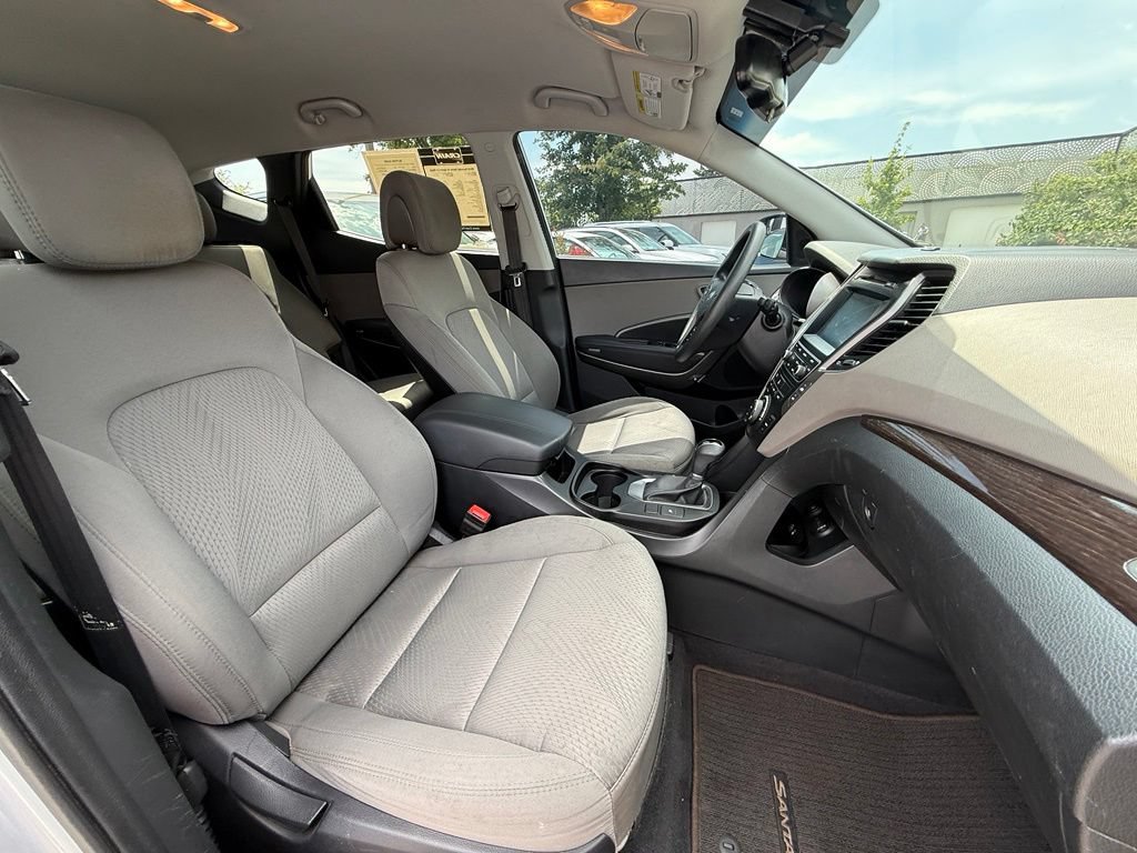 Used 2018 Hyundai Santa Fe Sport w/ 2.4L Value Package 02 FWD image 39
