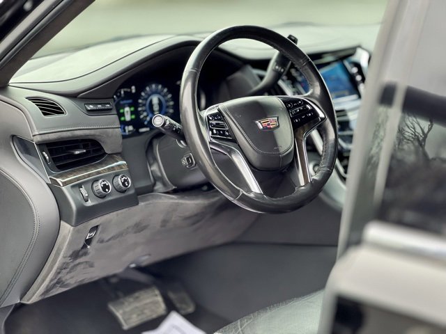 Used 2019 Cadillac Escalade ESV Platinum image 11