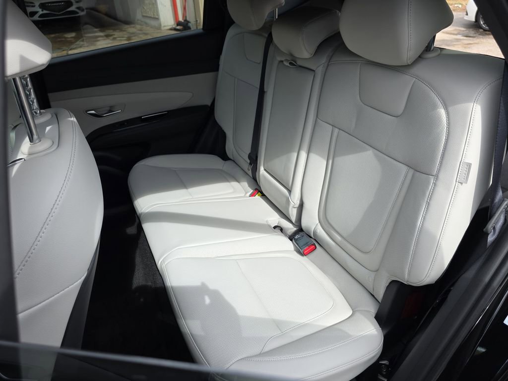 New 2025 Hyundai Tucson Limited image 22
