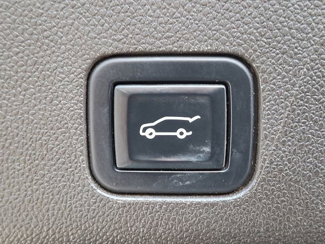 Certified 2022 Chevrolet Tahoe LT w/ LT Signature Package image 34